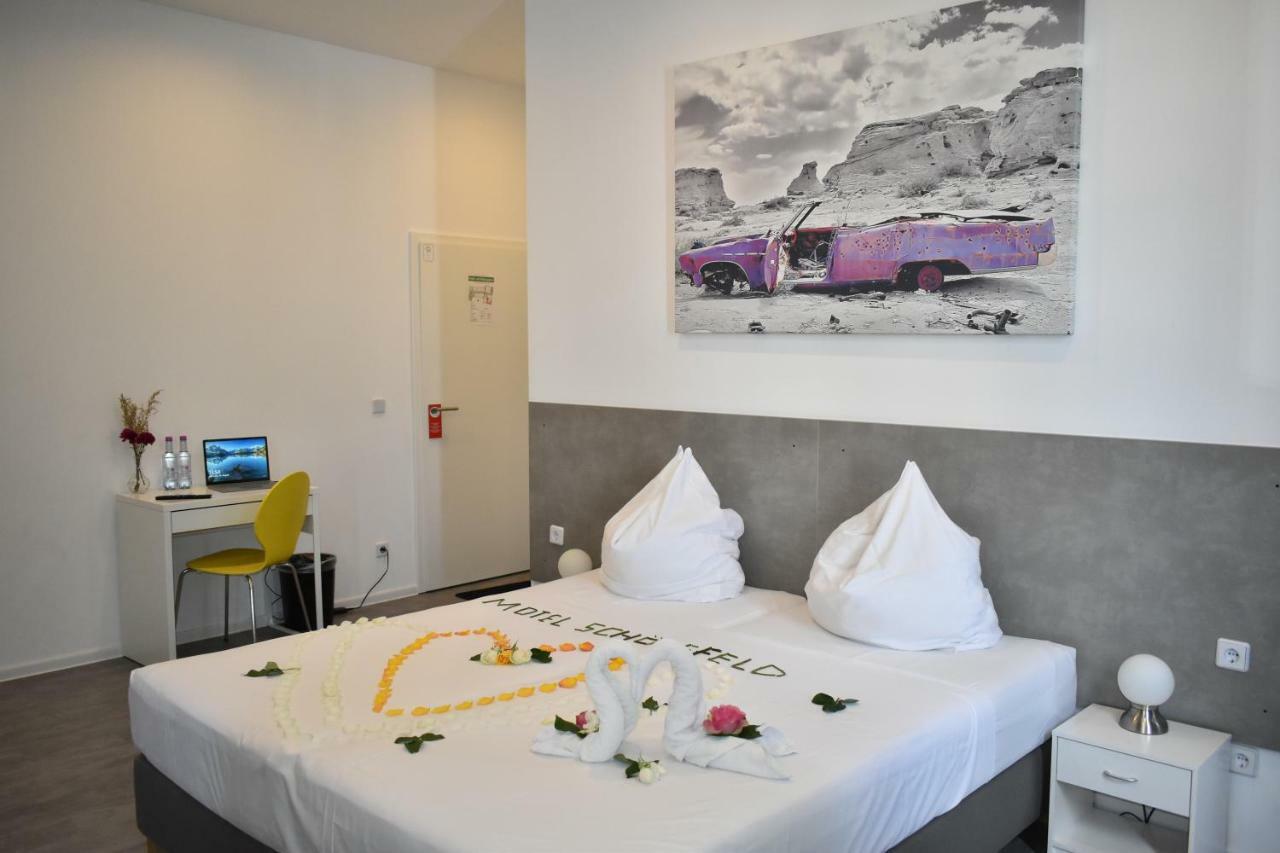 Motel Schoenefeld Гросцитен Экстерьер фото